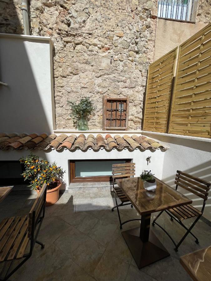 Ateneo Cuenca Suites Con Cocina En El Casco Historico Esterno foto