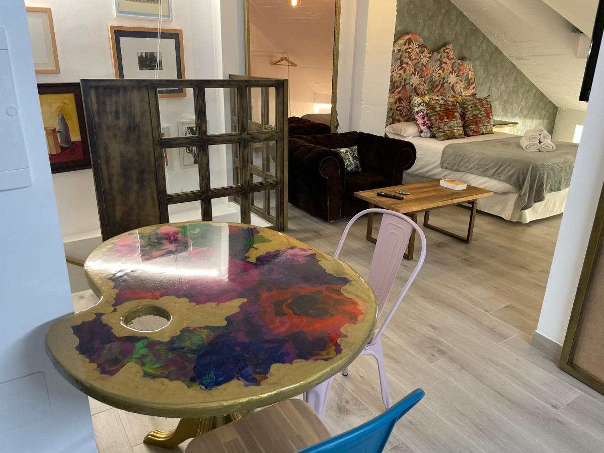 Ateneo Cuenca Suites Con Cocina En El Casco Historico Esterno foto
