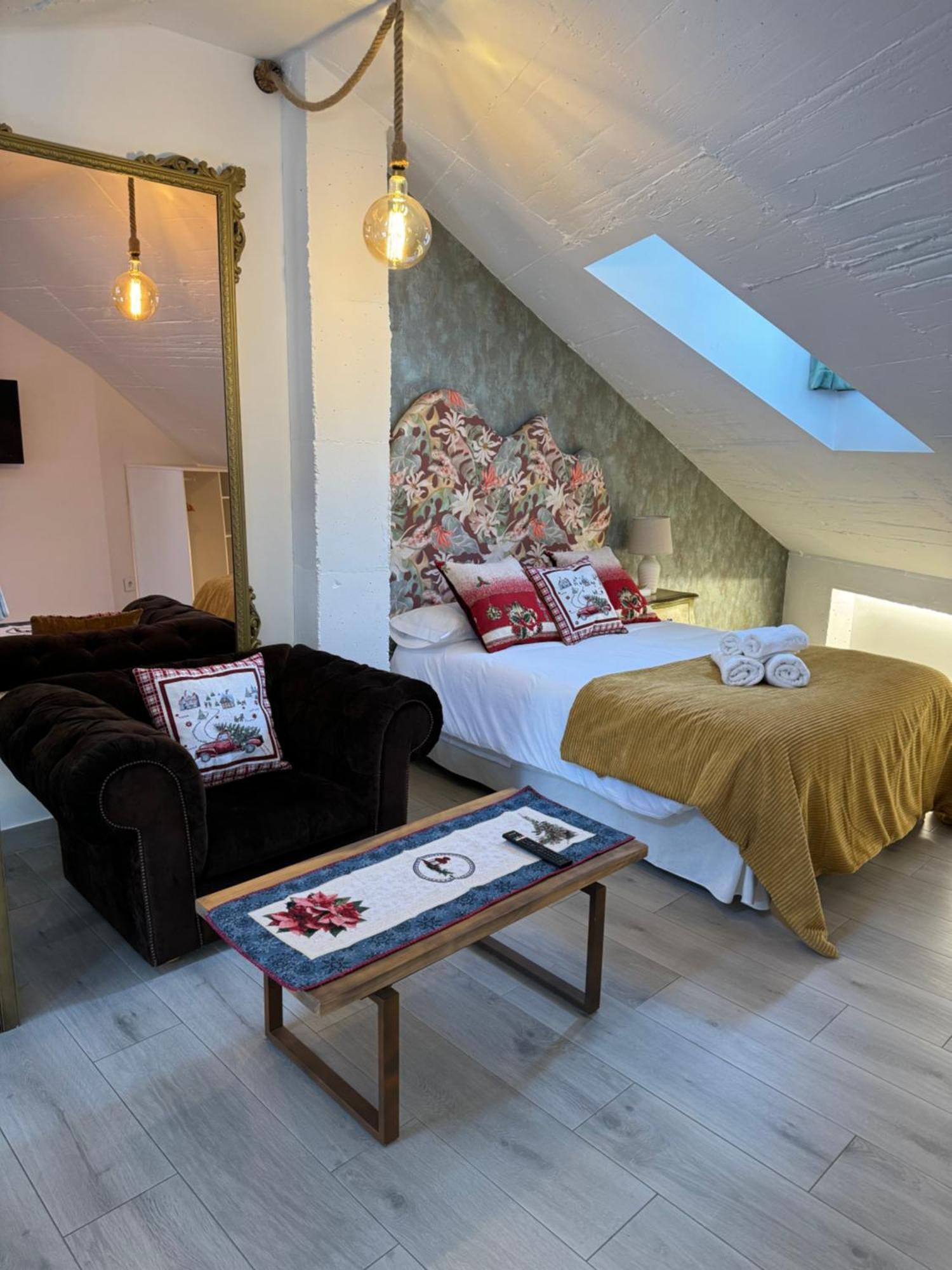 Ateneo Cuenca Suites Con Cocina En El Casco Historico Esterno foto